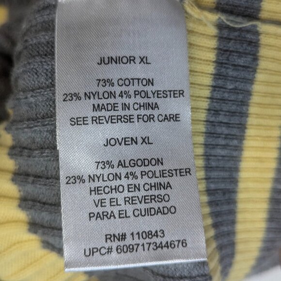 NWT LEI Size Junior XL Gray/Yellow Turtleneck Sweater - Picture 10 of 14